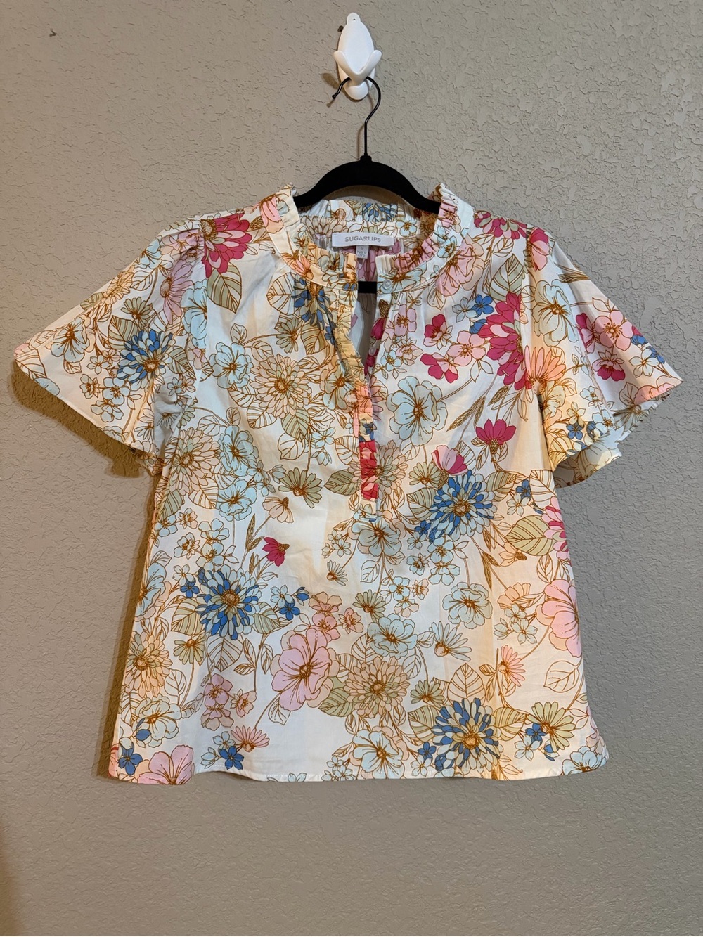 Sugarlips White Floral Ruffle-Trim Flutter Sleeve Blouse